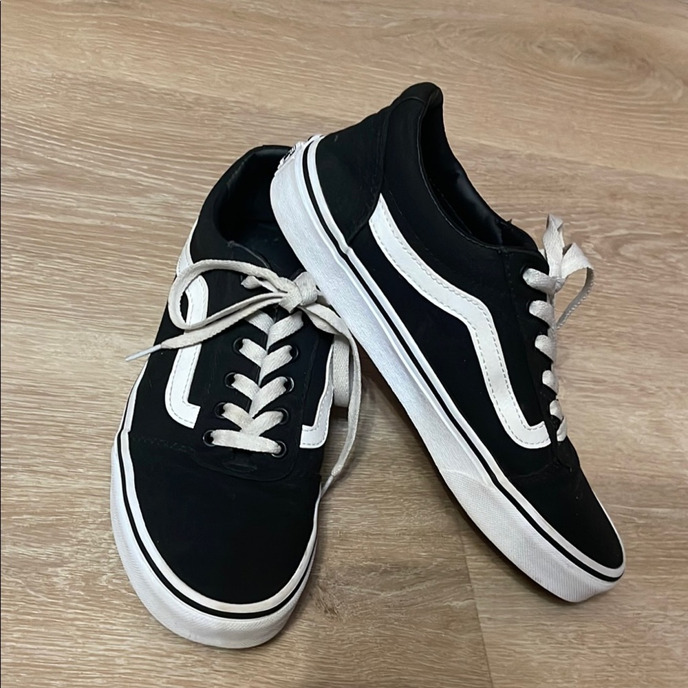 Vans Black and White Women's Shoes